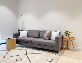 New Apartment close to Westfield and Hospital